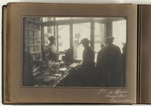 Interior of the Confectionery of P.C. de Maar, Nieuwe Stad, Leeuwarden