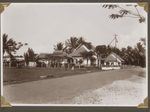 Tangsiweg in Lampong with (presumably) Police Buildings in the Background