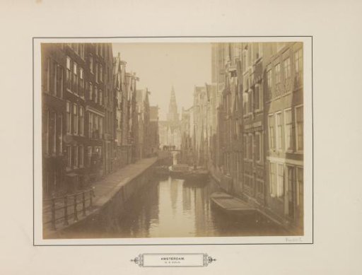 View of the Oudezijds Kolk and the tower of the Oude Kerk