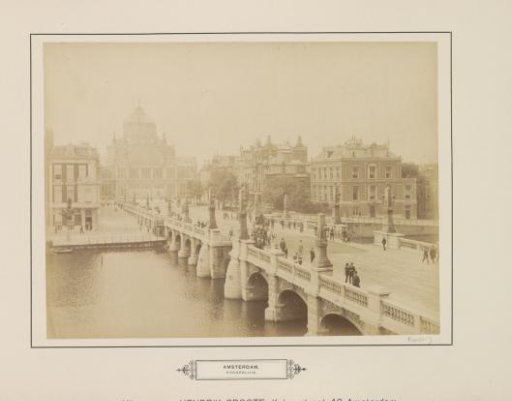 Hogesluis over the Amstel in Amsterdam with the Paleis voor Volksvlijt at the end