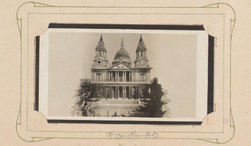 Front of Saint Paul's Cathedral