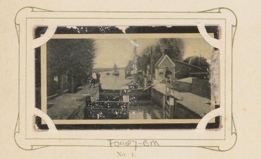 View of the eastern side of the Noordervaldeursluis in Zaandam