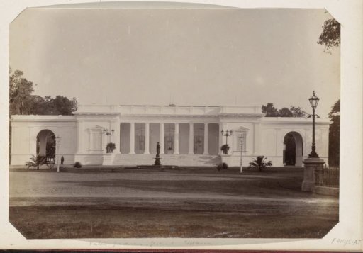 View of the Governor-General's palace at the Koningsplein in Buitenzorg