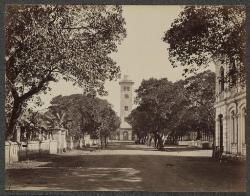 The Lighthouse at the Intersection of Queen Street (now Janadhipathi Mawatha) and Chatham Street, Colombo