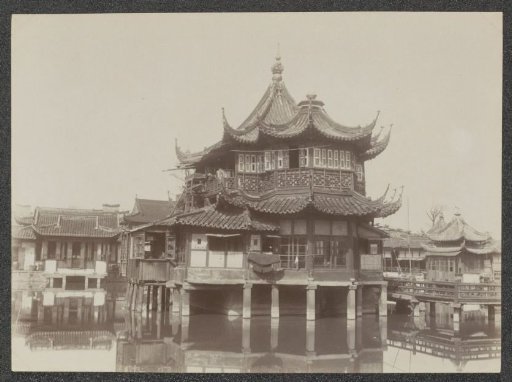 Mandarin teahouse in Chinatown Shanghai