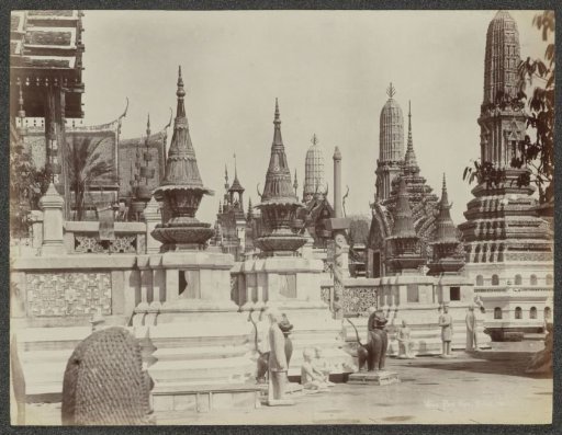 Temple complex of Wat Pra Keo (Temple of the Emerald Buddha) in Bangkok