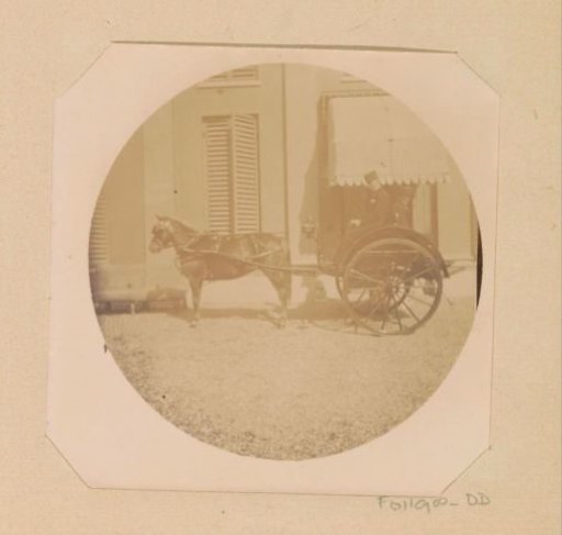 Carriage waiting in front of a house, possibly Groot Warnsborn near Arnhem