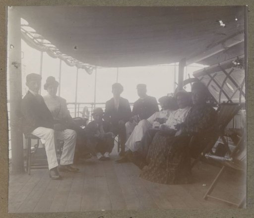 Company aboard the steamship 'Prins Willem III'