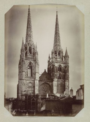 Exterior of the cathedral of Bayonne