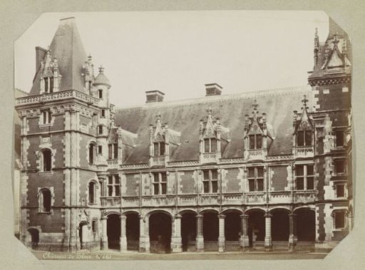 Tower and colonnade of the Château of Blois