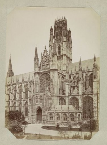 Gezicht op de zuidkant van de abdijkerk van Saint-Ouen in Rouen