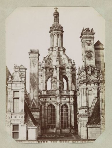 Exterieur van de Tour lanterne van het kasteel van Chambord