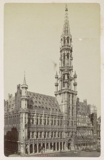 Facade and tower of the town hall of Brussels