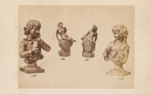 Metal busts after antique ceramics
