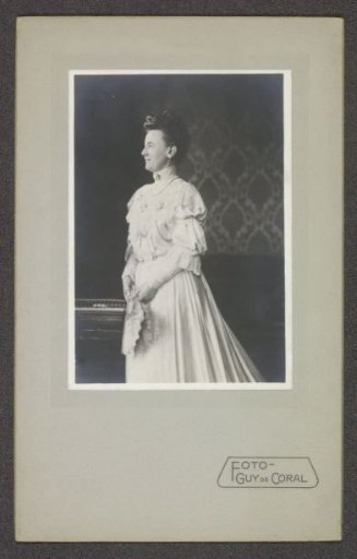 Portrait of young Queen Wilhelmina