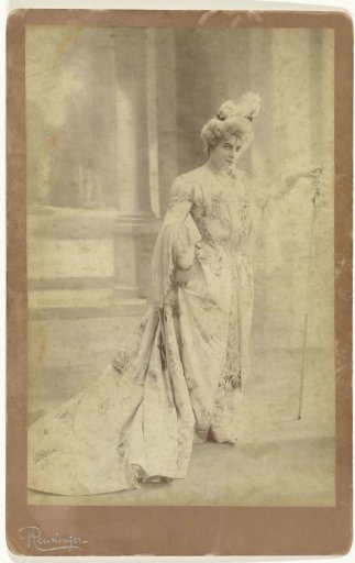 Portrait of the actress Frances Alda in the opera Manon Lescaut