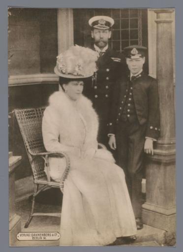 Group portrait of King George V, Queen Mary and Prince Edward