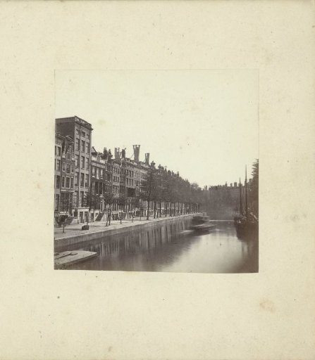 View over the Herengracht at the Koningsplein in Amsterdam