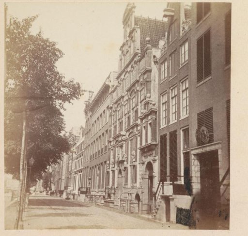 View of the Keizersgracht with the House with the Heads on the right