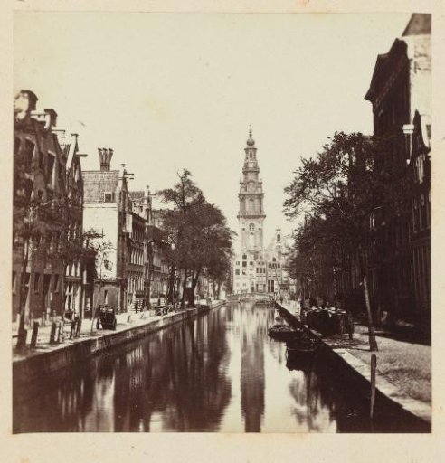 View over the Groenburgwal towards the Zuiderkerk in Amsterdam, view from the Staalmeestersbrug
