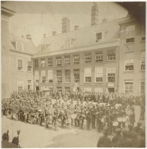Civic Guard on the courtyard of the Amsterdam City Hall