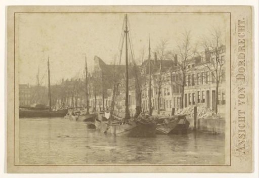 Ships in a canal in Dordrecht, in winter