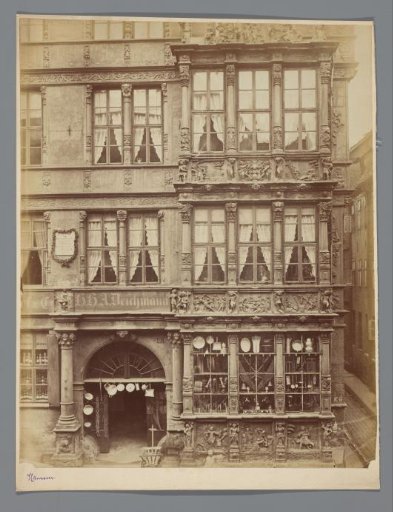 Facade of the Leibniz House at Schmiedestraße 10 in Hannover