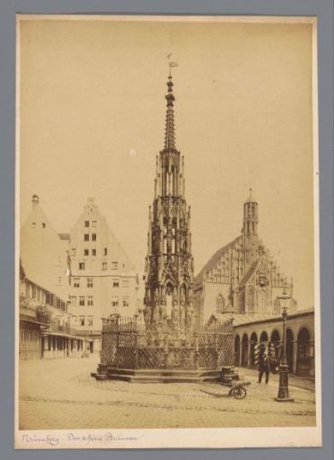 Schöner Brunnen on the Hauptmarkt in Nuremberg