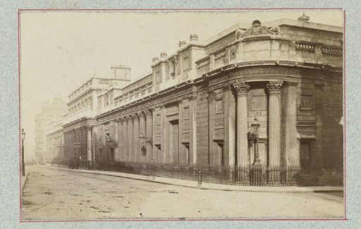 Building of the Bank of England at Threadneedle Street in London