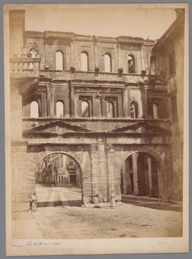Porta Borsari in Verona