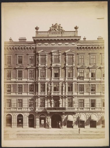 View of Hotel Tauber in Vienna, Austria