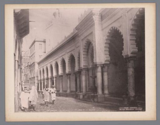 View of the Djama’a al-Kebir in Algiers