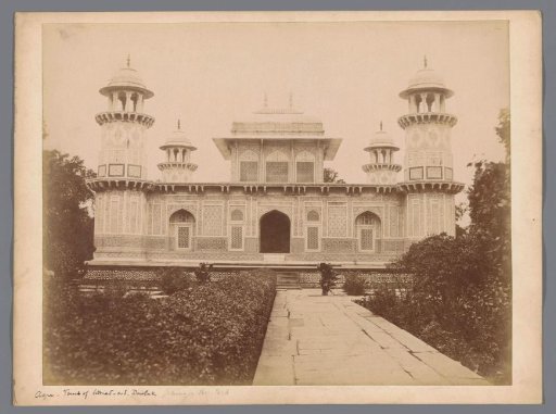 Tomb of Itimad-ud-Daulah in Agra, Uttar Pradesh, India