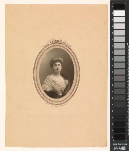 Oval portrait of Adeh van Braam