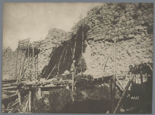 German soldiers behind defensive works