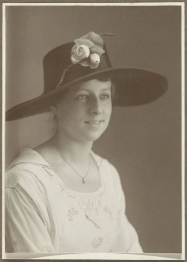 Portrait of an unknown young woman with a hat, Surabaya