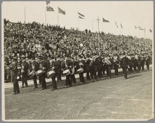 Amsterdam Post Harmonie in a full stadium