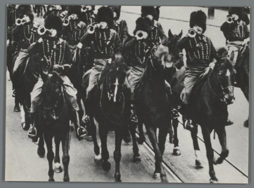 Horsemen of the Corps of Mounted Artillery with trumpets