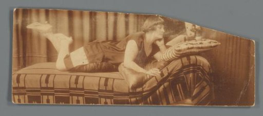 Portrait of Cato Merks, lying down