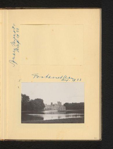 View of the Château of Fontainebleau