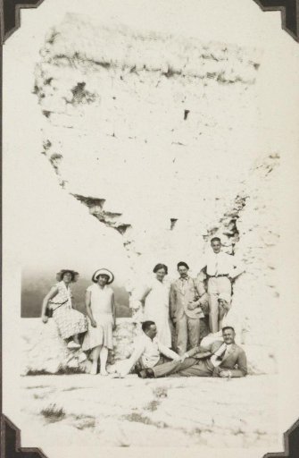 Company at a remnant of a city wall in a South French town