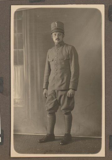 Portrait of Johannes van Zijll de Jong in military uniform