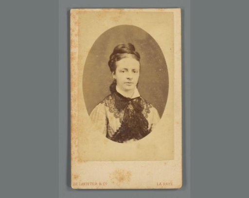 Portrait of Sara van Gigh