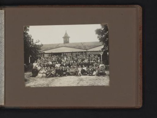 Group portrait during the Easter course at Ermelo