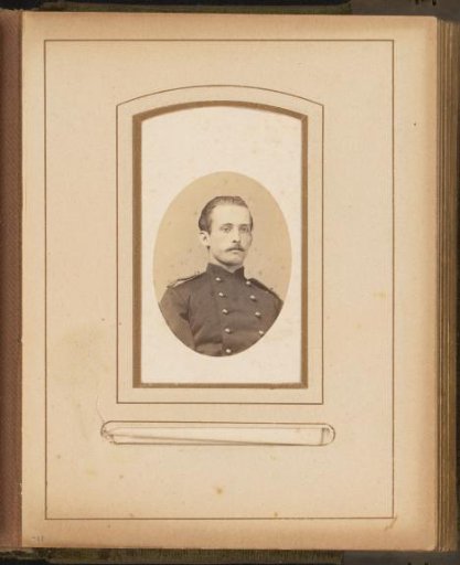 Portrait of a man in military uniform, possibly a member of the Beucker Andreae family