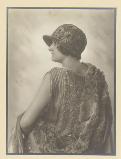 Portrait of Jo Merkelbach with an embroidered hat and fur trim