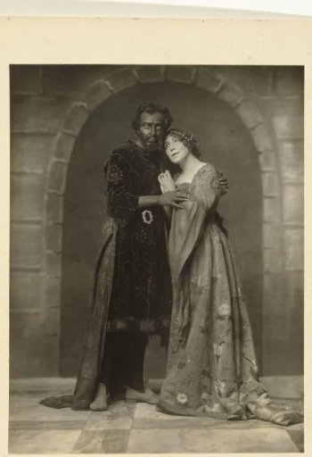 Portrait of the actors Albert van Dalsum and Marie Gilhuys-Sas