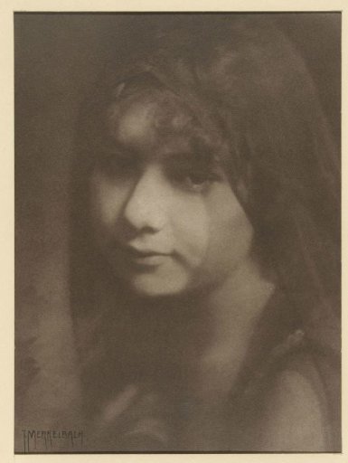 Portrait of Manuella del Rio