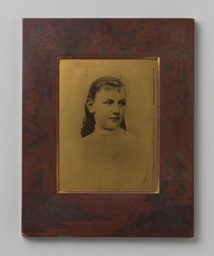 Portrait of Queen Wilhelmina as a young girl