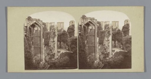 View of the ruins of Kenilworth Castle